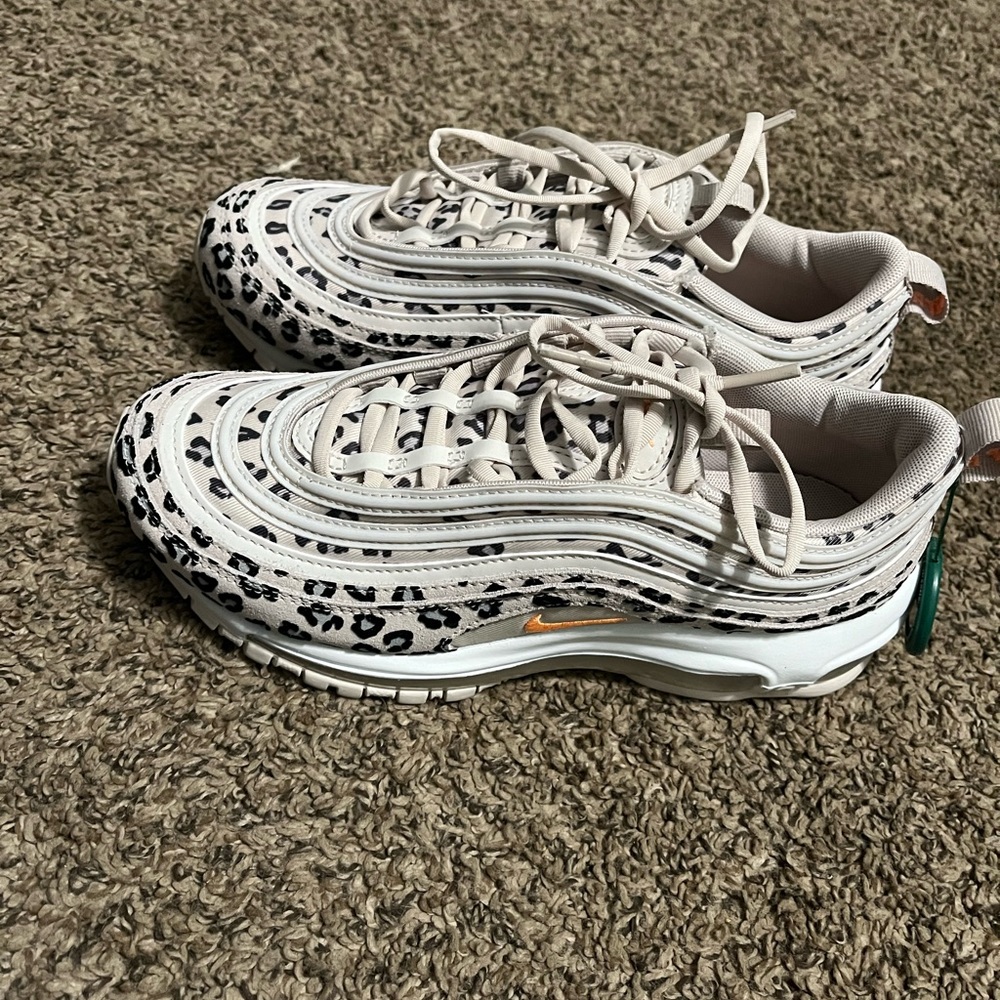 NWT Womens size 6.5 Nike Air Max 97 “Leopard”